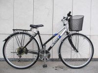 ŽENSKO MESTNO KOLO SCOTT - 28 COL - 18 PRESTAV - KOŠARA