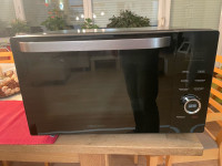 Mikrovalovka Hisense