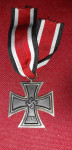 NACISTIČNA MEDALJA  EK2 ŽELEZNI KRIŽ SVASTIKA