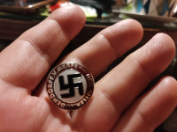 Nacizem - nemška partijska značka, 3. Rajh, replika