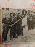 Negativ na kovinski ploščici Zasavski bataljon Lojzeta Hohkrauta