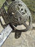 SHS oficirska sablja