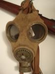 Starinska plinska maska MK4 iz 2.WW