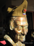 Triglavka iz čoje s kovinsko zvezdo