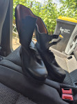 vojaski škornji 43 st obloženi