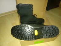 Vojaški škornji, nerabljeni vibro podplat USNJENI št.41 - 48