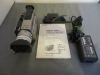 Kamera Sony DCR-TRV890E/TRV900E – za rezervne dele