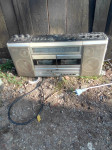 prodam starejši mini radio itt rc6600