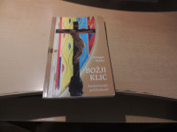 BOŽJI KLIC: RAZLOČEVANJE POKLICANOSTI P. MADRE ZALOŽILA OGNJIŠČE /