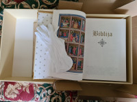 Razkošna ilustrirana Biblija