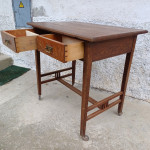 Retro vintage stara lesena pisalna miza