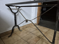 Starinsko litoželezno podnožje za mizo 83x36v68