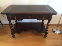 Viktorijanska pisalna miza