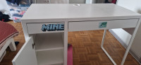 IKEA MICKE pisalna miza 105x50 cm
