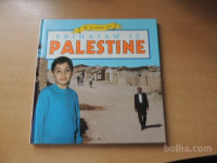 NE POZABITE NAS! PRIHAJAM IZ PALESTINE A. GANERI UČILA INT. 1997