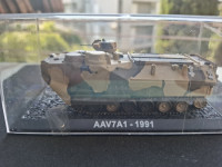 Kovinski model maketa oklepnik  AAV7