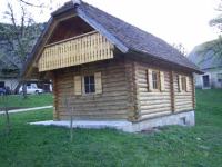 brunarica brunarice lesena hiša