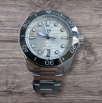 Tag Heuer Aquaracer professional 300 (RTP 3800€)