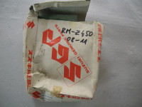 bat suzuki RM-Z450