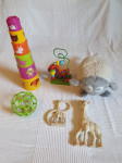 Igrače za dojenčka (bacek Ewan, žirafa Sophie,…)