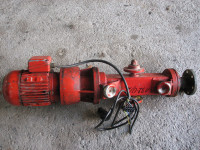 Motor z redukterjem