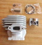 Cilinder z batom za motorko Stihl Ms 260 026