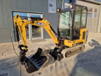 JCB 19C-1  - najem bagra 1,8 tone