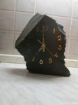 Namizna ura, iz naravnega kamna - Antik