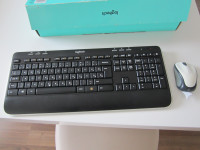 Logitech MK520 Advanced