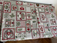 Dekorativen novejši prt 150 x 116 cm