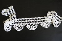 Trak za rob police dolžina 72 cm, ročno delo