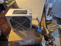 Napajalnik za stacionarca 550W