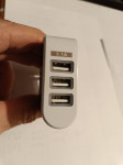 USB polnilec - trojni - 220/3 x USB