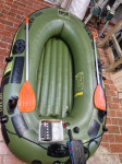 Ribiški čoln gumenjak z elektro motorjem