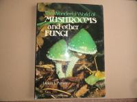 MUSHROOMS AND OTHER FUNGI, MUŠNICE IN DRUGE GOBE