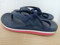 CROCS original modri natikači št. 10 11 (EU 27 -29)