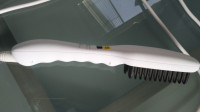 Krtača z ionsko tehnologijo za ravnanje las, lesk
