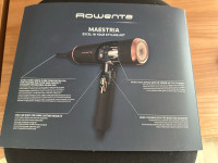 Rowenta sušilec za lase v kovčku