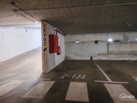 5 PARKIRNIH MEST V GARAŽNI HIŠI KOROŠKI VETER