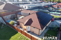 Atrijska hiša z bazenom v Šentilju