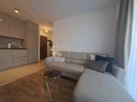 ČUDOVITO ENOSOBNO STANOVANJE - 39 m² + PARKIRNO MESTO, 500 m OD PLAŽE