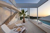 ZADAR, DEBELJAK - Luksuzna moderna vila z bazenom in pogledom na morje