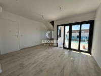 Duplex stanovanje s pogledom na morje v Lovrečici, le 300 metrov od mo