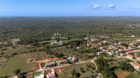 Ekskluzivna parcela 820 m² za luksuzno vilo v Raponji