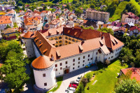 GARSONJERA IDRIJA CERKNO
