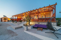 Hiša Maslenica, Jasenice, 147m2