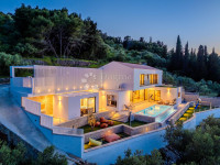 Hiša Ugljan, Preko, 330m2