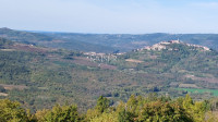 Istra, Motovun - zemljišče s čudovitim panoramskim razgledom