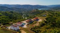 ISTRA, območje Cerovlje – zemljišče s panoramskim razgledom