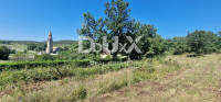 Istra, Oprtalj, zazidljivo zemljišče, 6.046 m2, z objektom